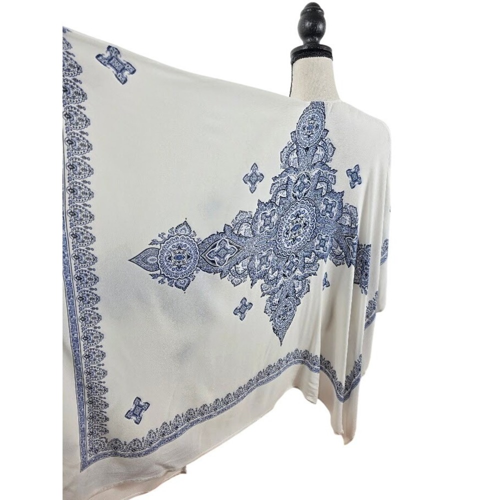 J for Justify Kimono Wrap Womens OS White Blue Paisley Medallion‎ Boho Shawl